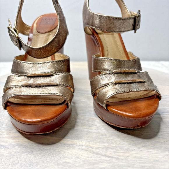 Frye Metallic Leather Wedge Sandals – Bronze Ankle Strap & Wood Platform 7 - Picture 7 of 11